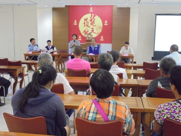 106/09/25 情滿中秋人團圓社區關懷活動,地檢署展現柔性司法的一面