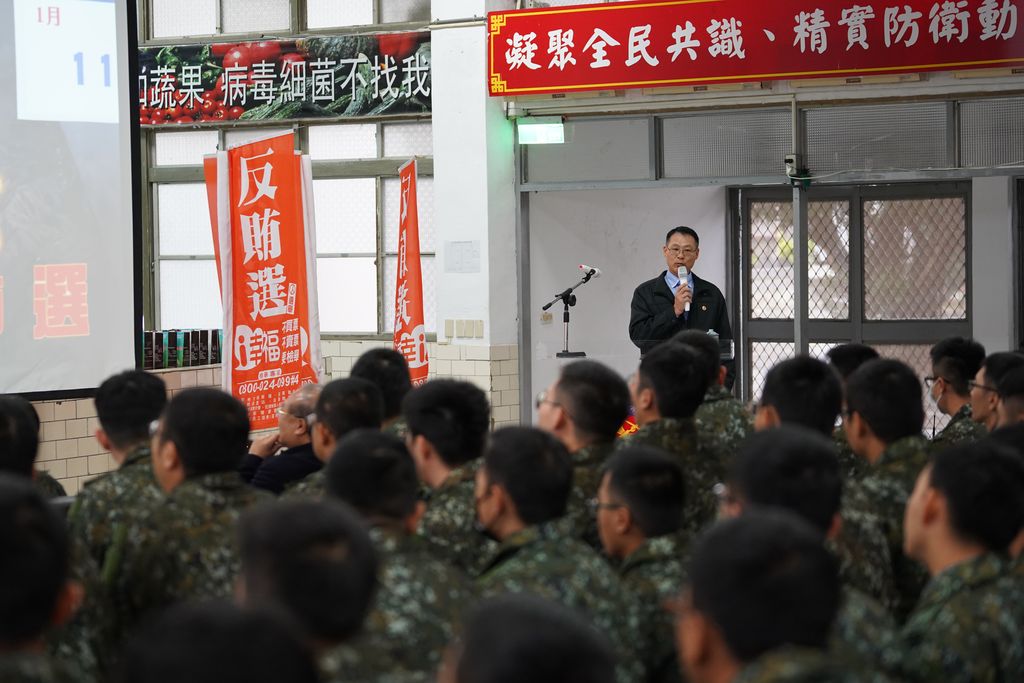 3本署董良造主任檢察官法治教育