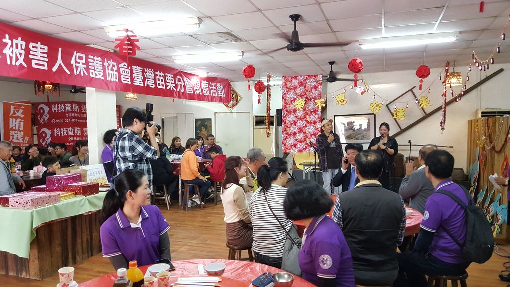 4懷舊樂團表演