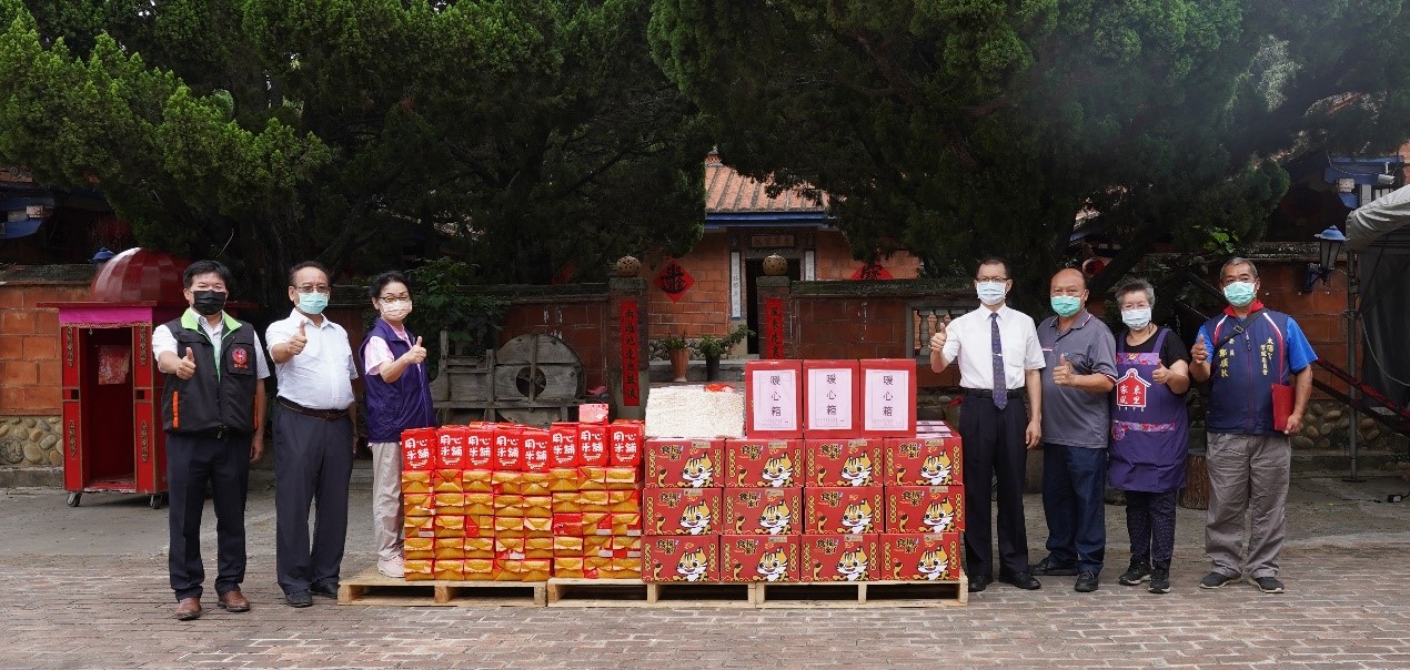 暖心送愛，協力抗疫-溫馨宅配送到家活動出發前留影